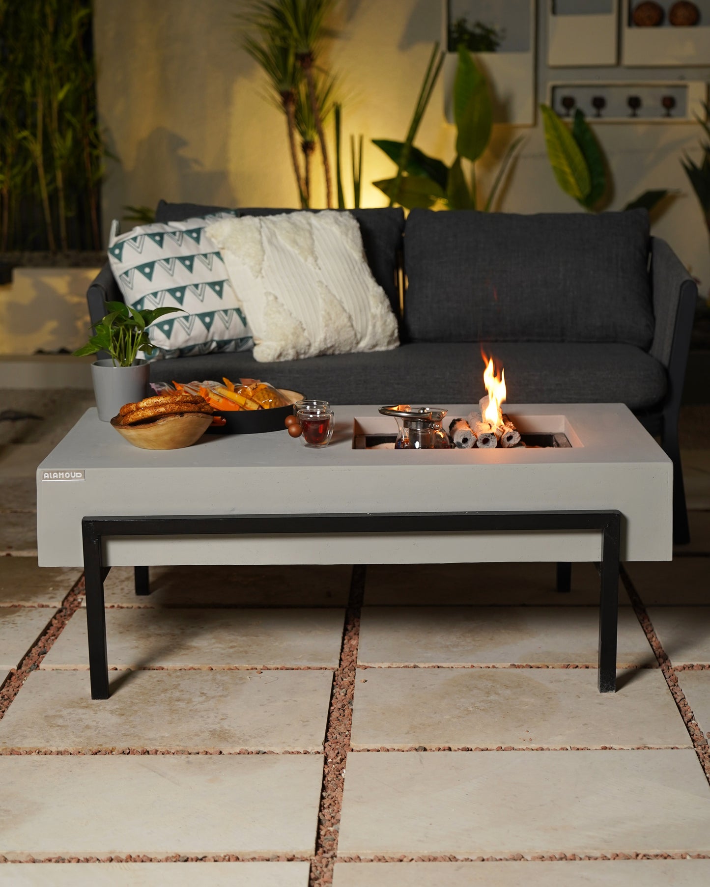 منظر أمامي لموقد الغضا