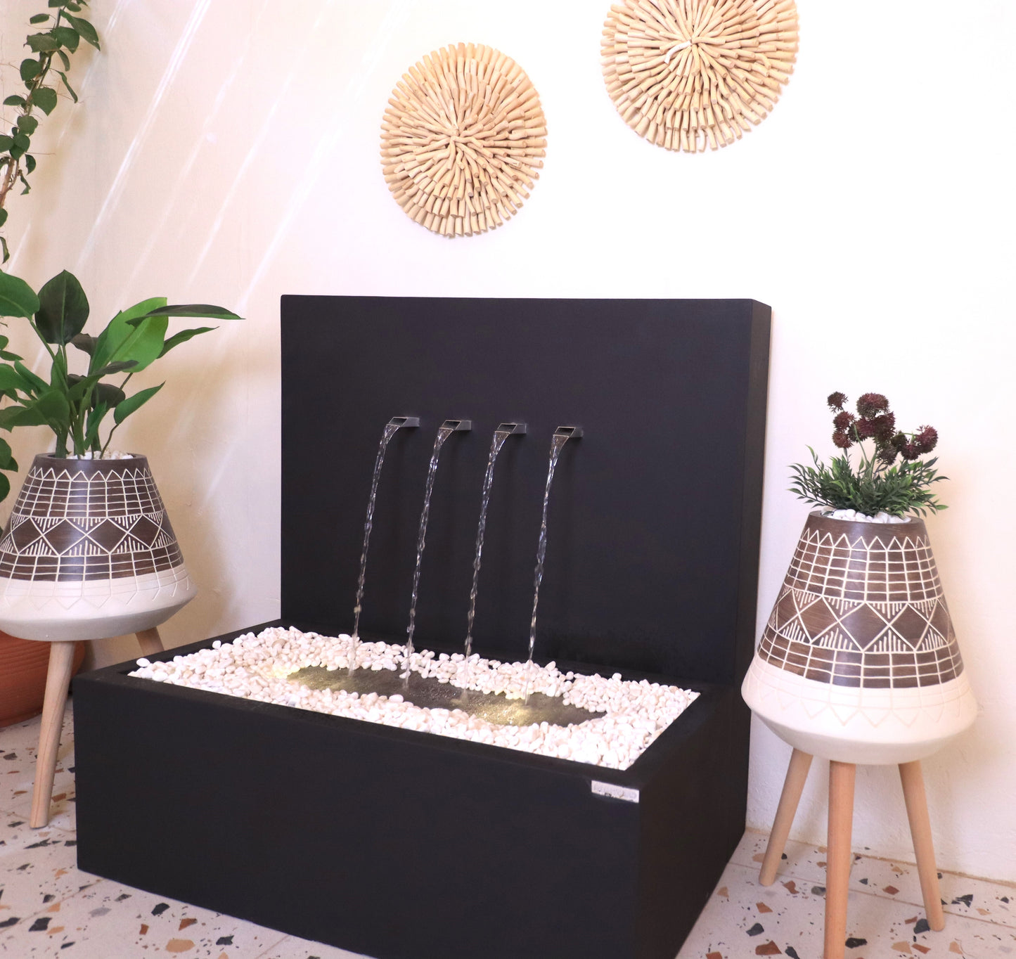 تركيب سهل دون الحاجة للبناء المعقد.