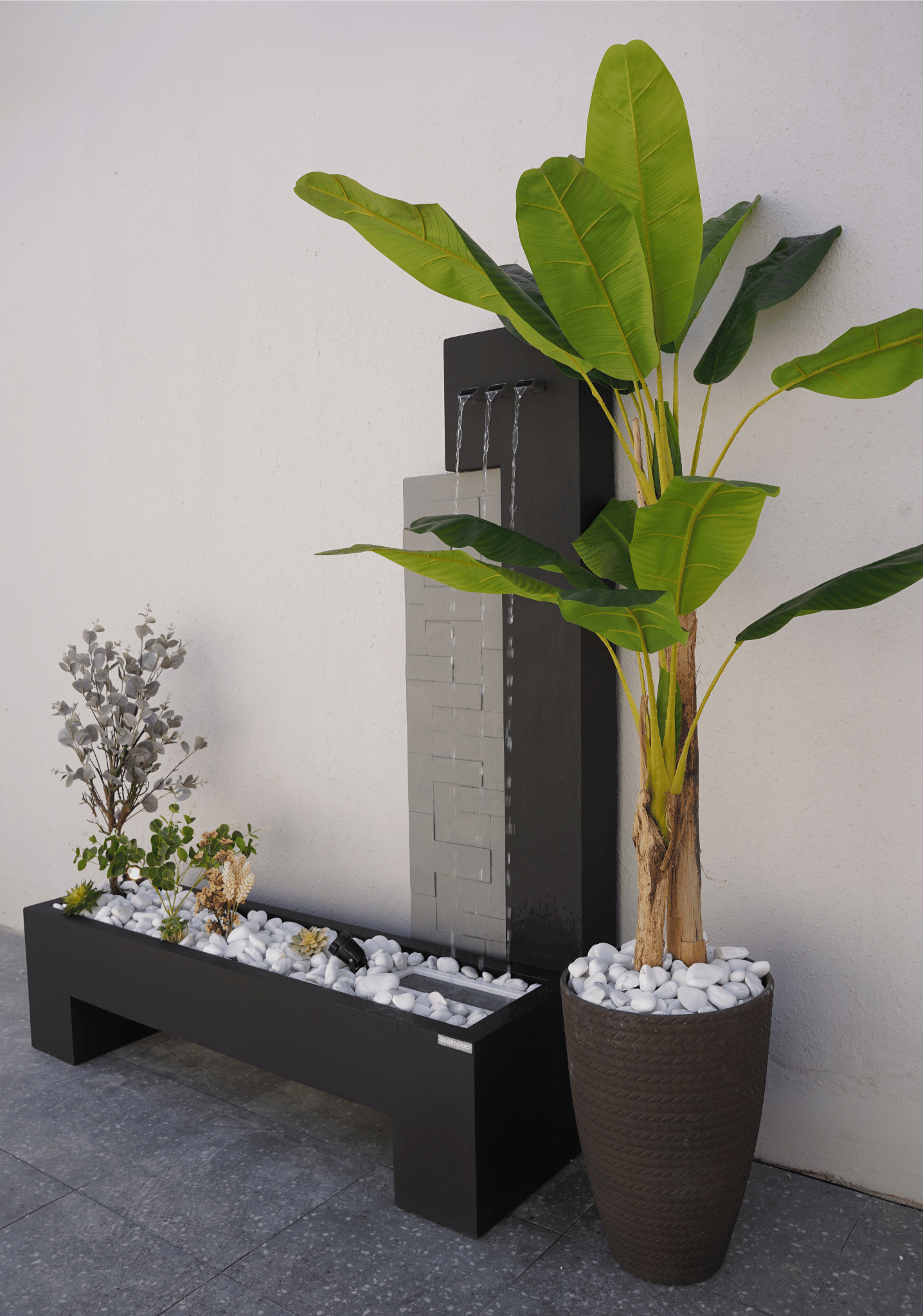 قطعة ديكور منزلية مع صوت ماء مريح