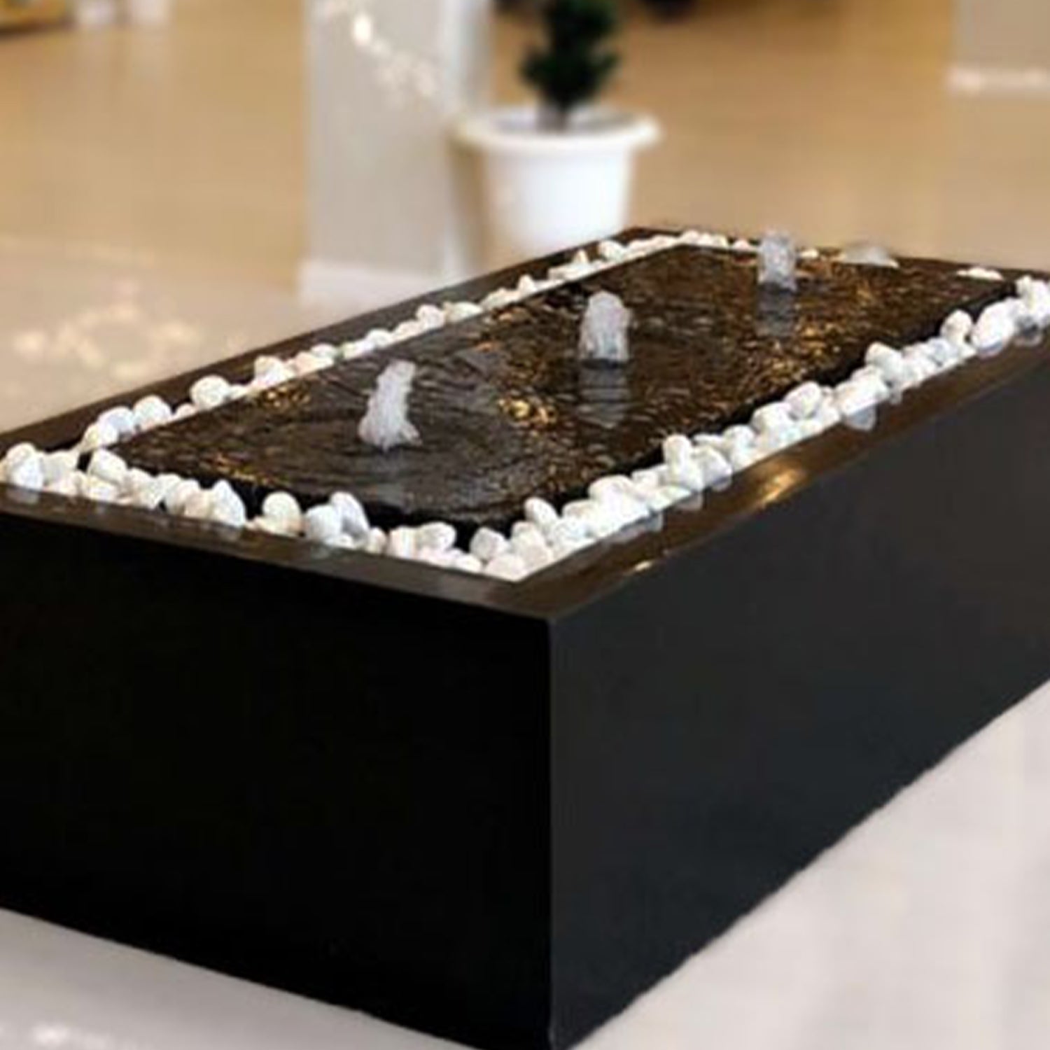 نافورة جورجيا بتصميم عصري يضيف فخامة للمساحة