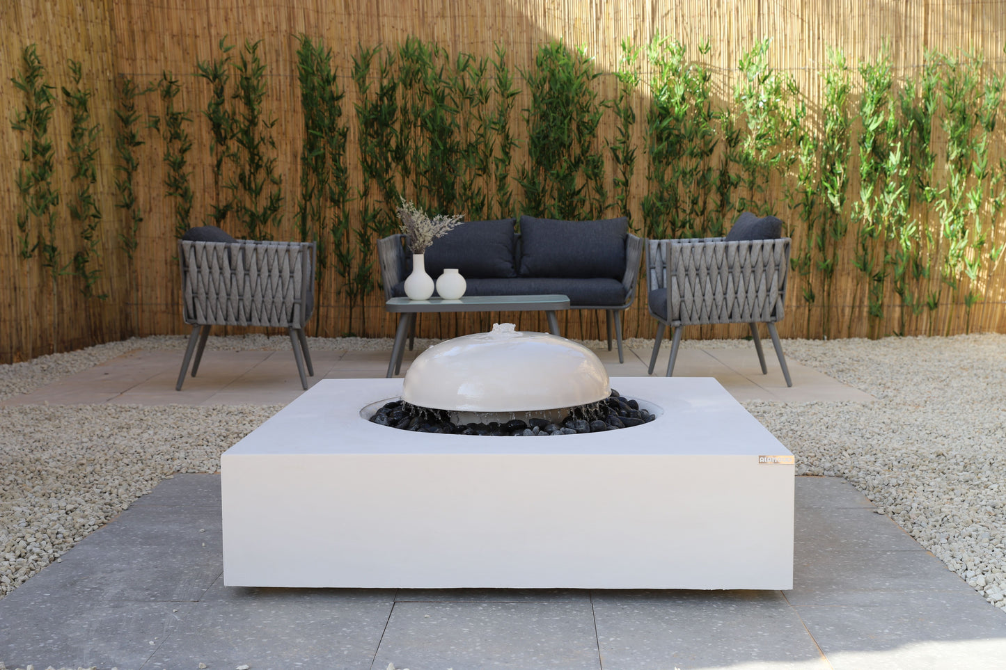 تصميم عصري يعزز جمال الحدائق