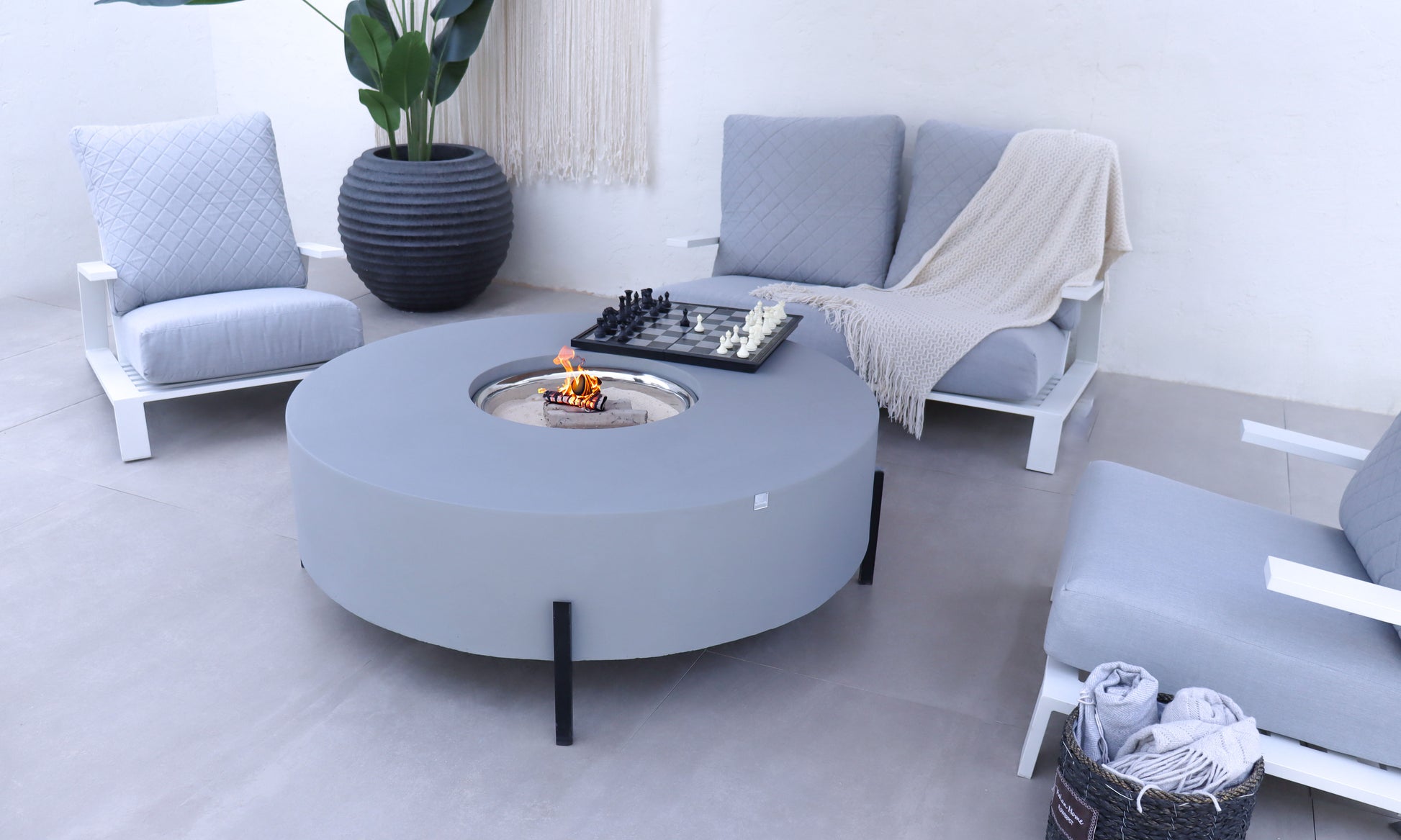 موقد سندالة خارجي للحدائق والجلسات