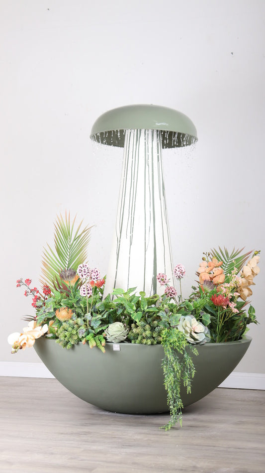 نافورة سيرام بتصميم دائري كبير يضيف هدوءاً للمكان