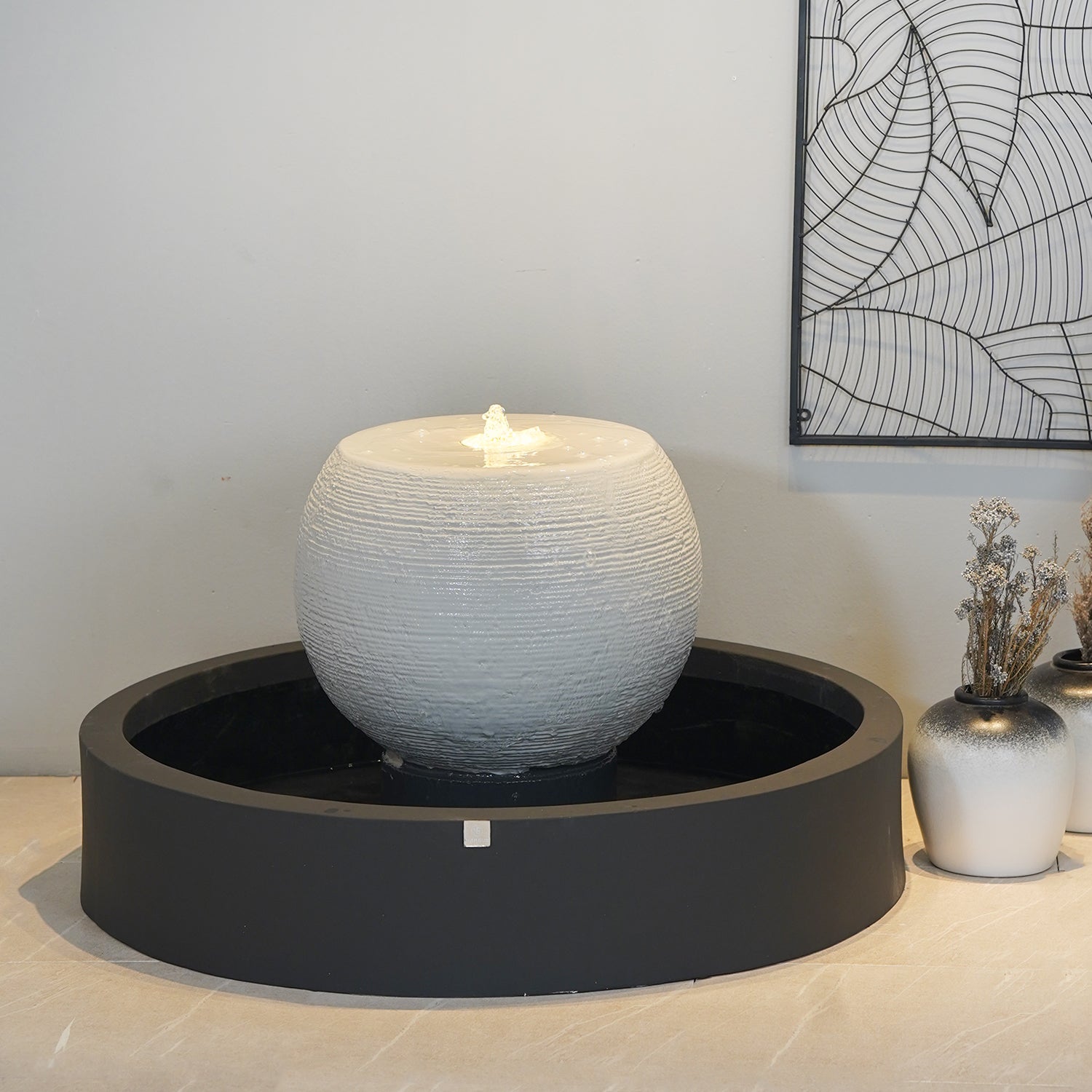 نافورة سيشل بحركة ماء ناعمة تعزز أجواء الراحة