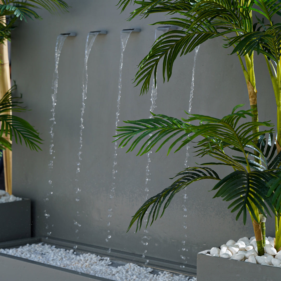 شلال مائي متعدد المصبات يمنح حركة جميلة للماء