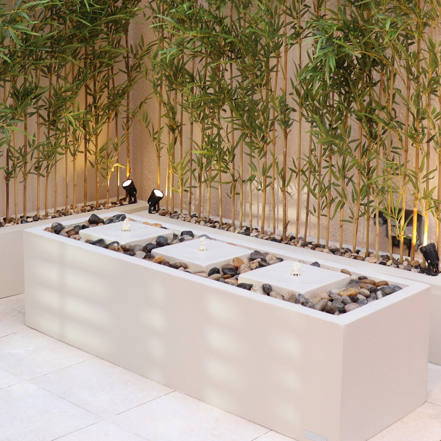 نافورة فيينا كبيرة بتصميم فاخر يضيف حضوراً مميزاً للمساحة