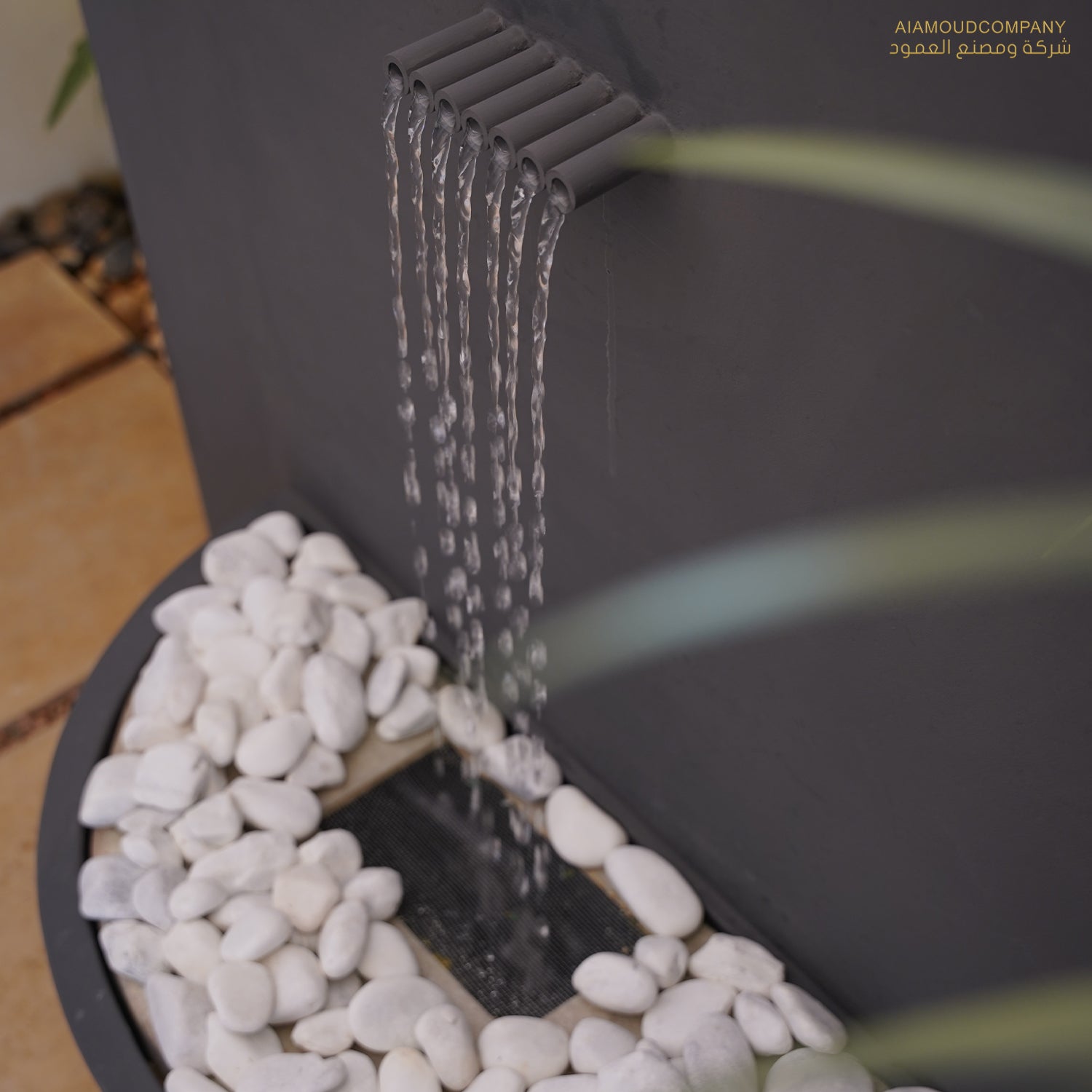 شلال فرجينيا تصميمه متناسق مع أجواء هادئة ومريحة للمنزل.