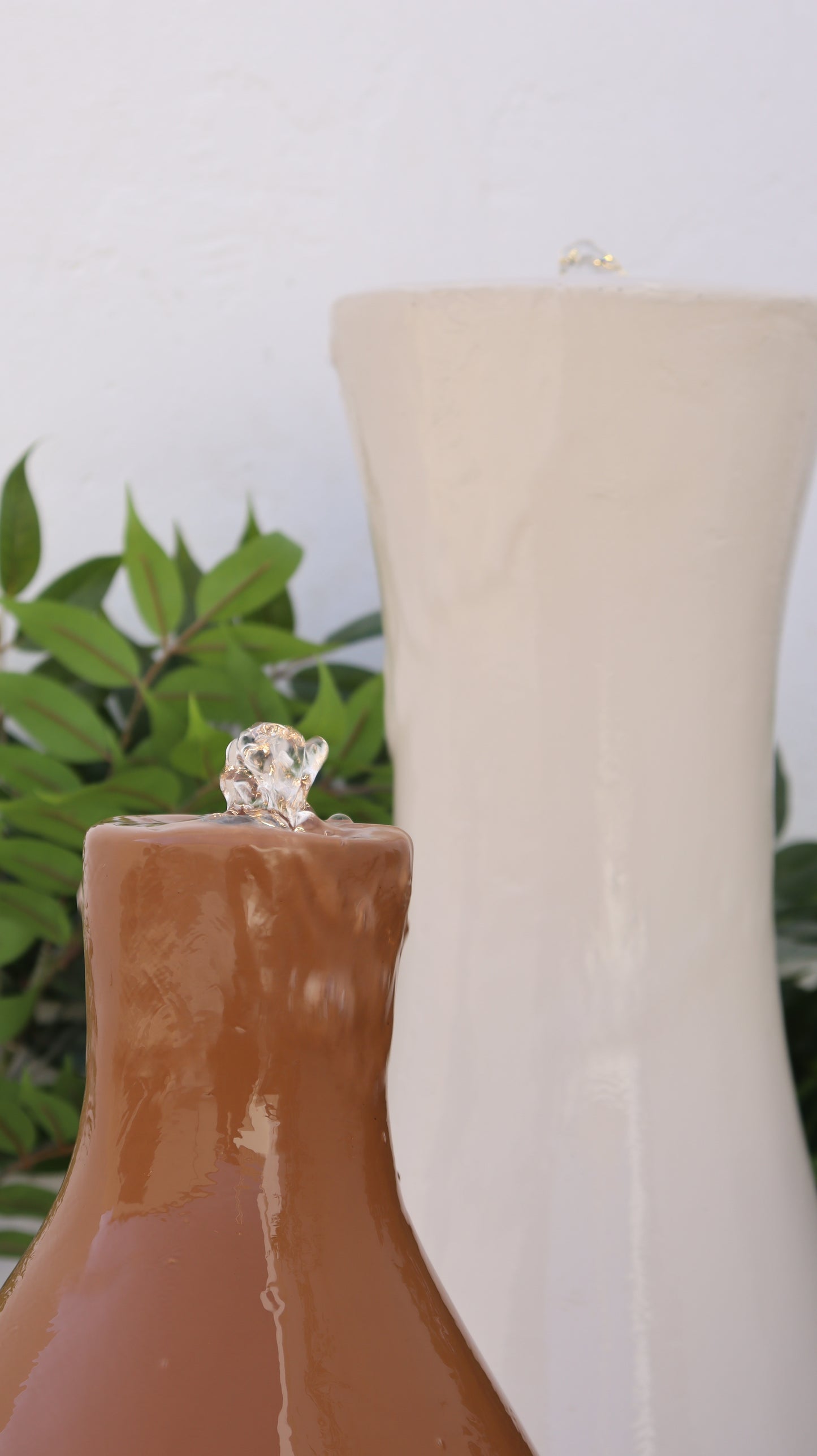 نوافير أثينا على قاعدة مخفية تمنح شكلاً راقيًا