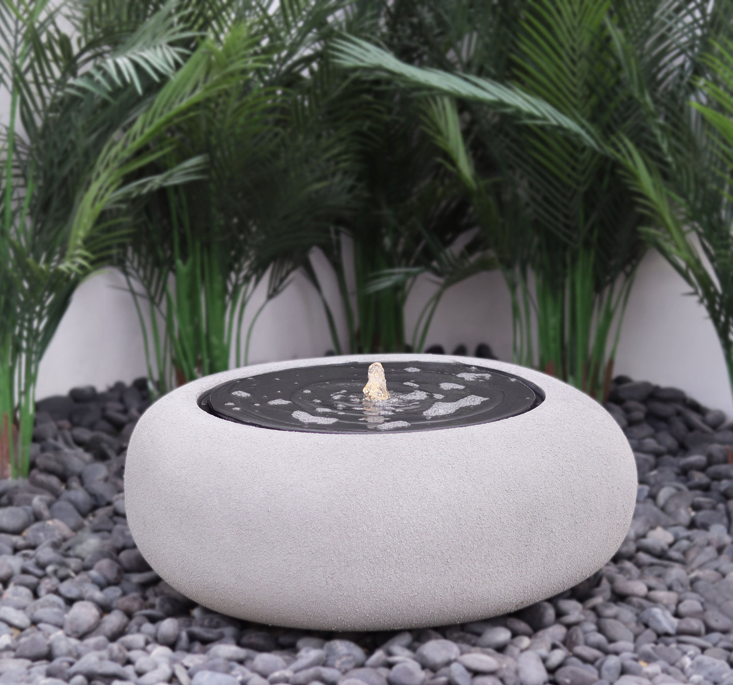 نافورة موستار مع صوت ماء هادئ يبعث على الراحة