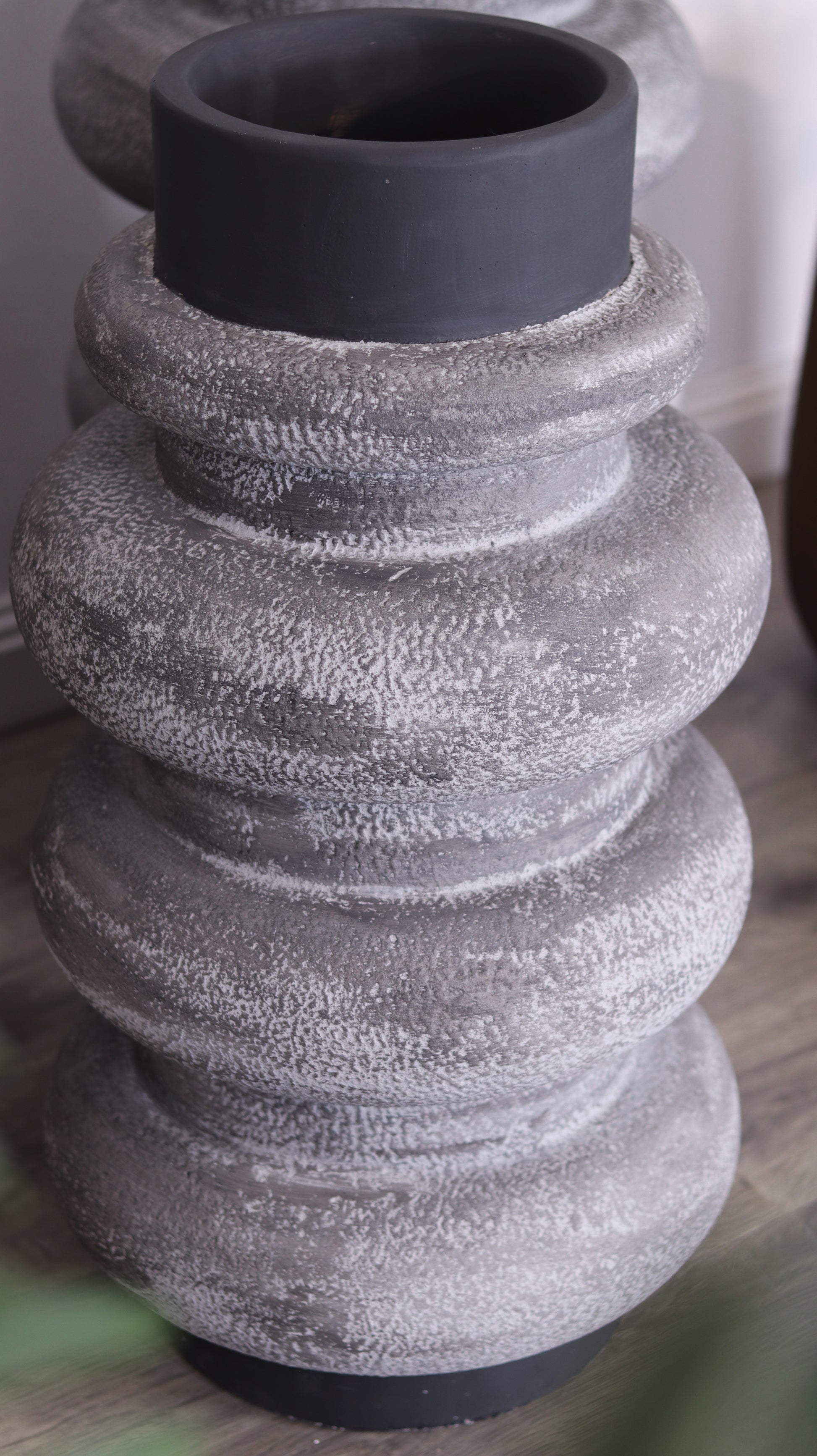 باقة فازات فولت مجموعة ديكور خارجية تضم ثلاث أحجام مختلفه 