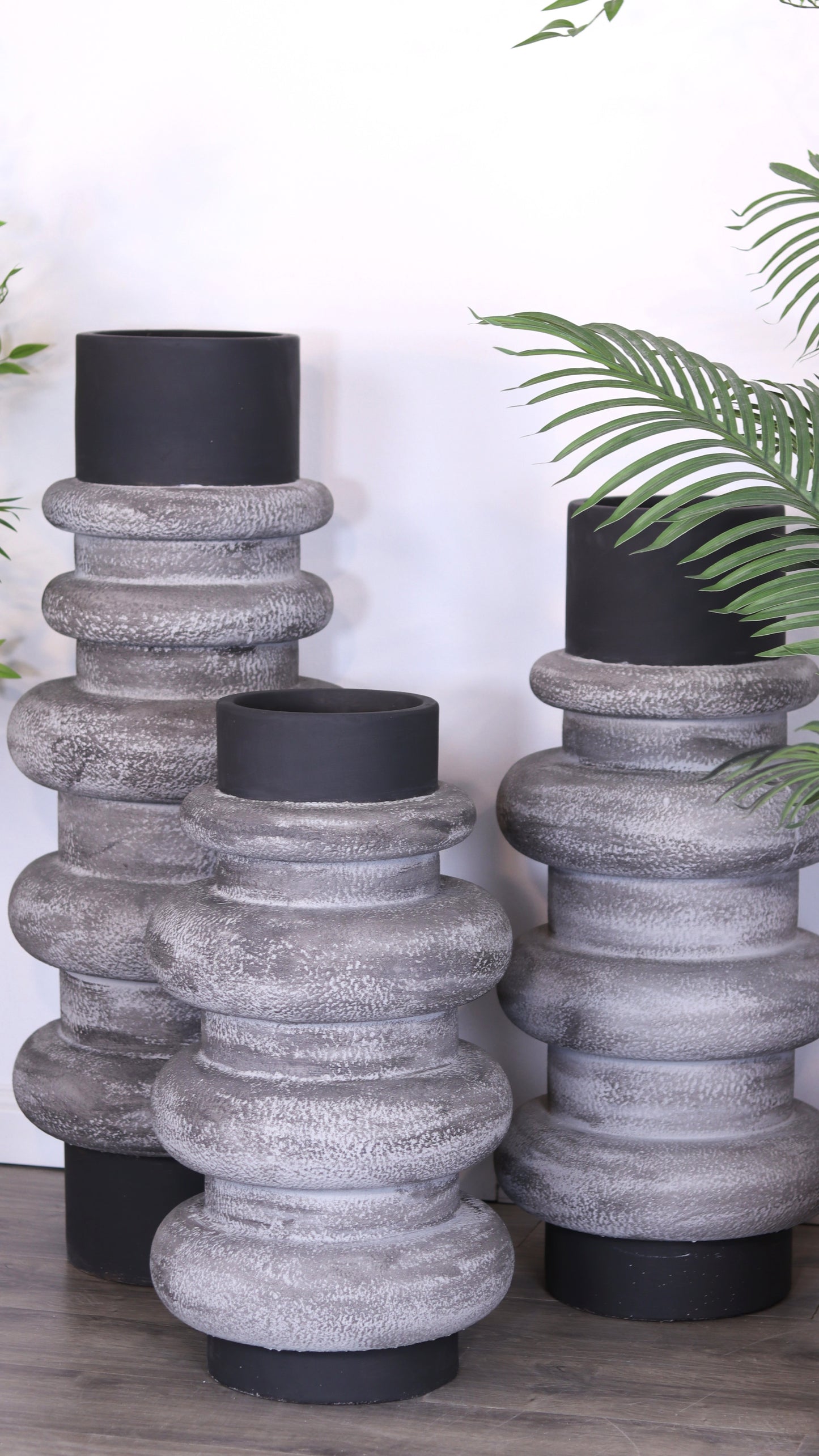 باقة فازات فولت مجموعة ديكور خارجية تضم ثلاث أحجام مختلفه 